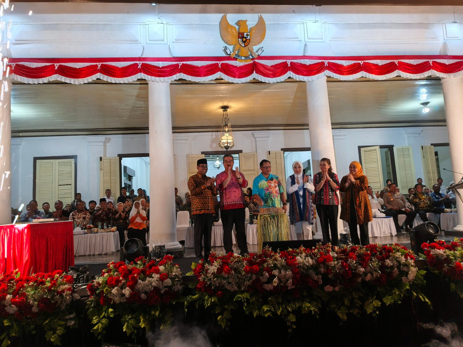 0-4064x3048-0-0-{}-0-24#