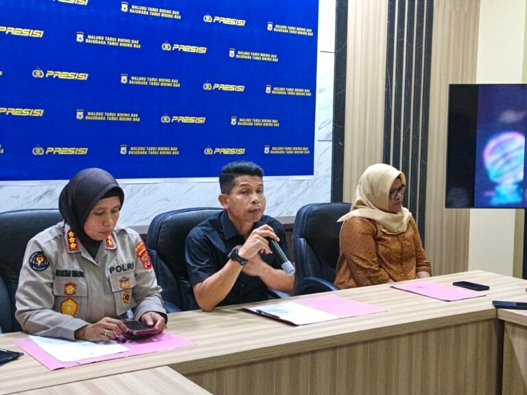 Langsung Ditahan, Mantan Camat Taniwel Timur Terancam Bui 15 Tahun