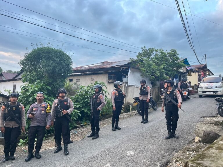 Polisi Bubarkan Dua Kelompok Remaja Terlibat Tawuran di Lorong Sumatera