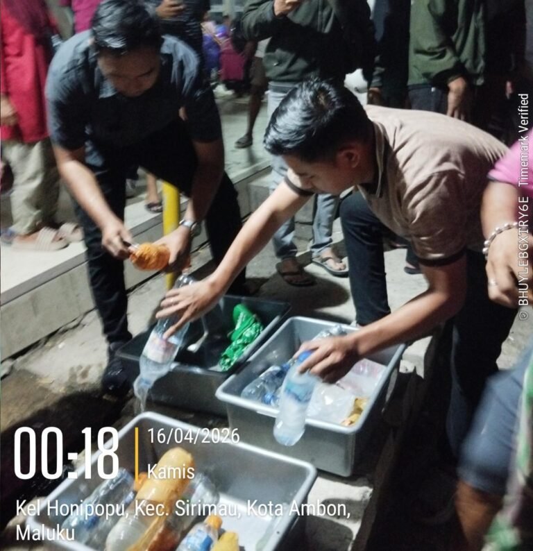 Puluhan Liter Sopi Diamankan Polisi dari Penumpang KM Dorolonda